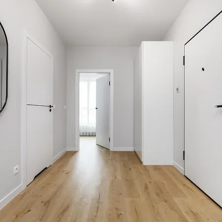 Apartment Mlode Doki By Happystay