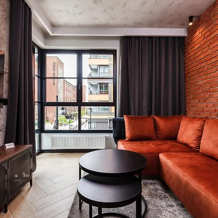 Mlode Doki By Happystay Lägenhet Gdańsk
